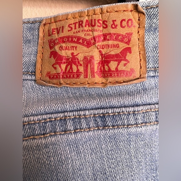 Levis Straus Co. Mid Rise Skinny ligth blue Jeans Womens Size 29 jeans pocket - Picture 7 of 16